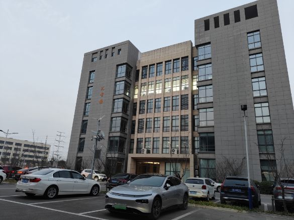 ST路通临时股东大会会场外 每经记者 张韵 摄