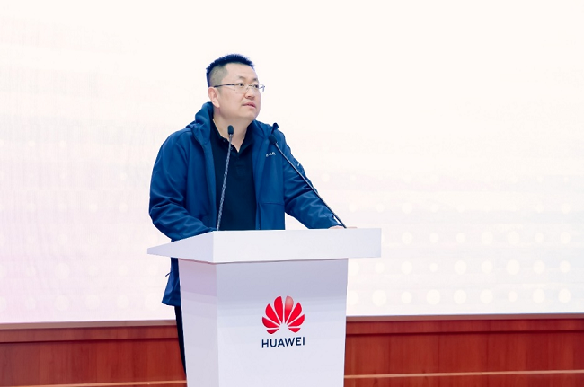 华为云计算生态部总裁 康晓宇