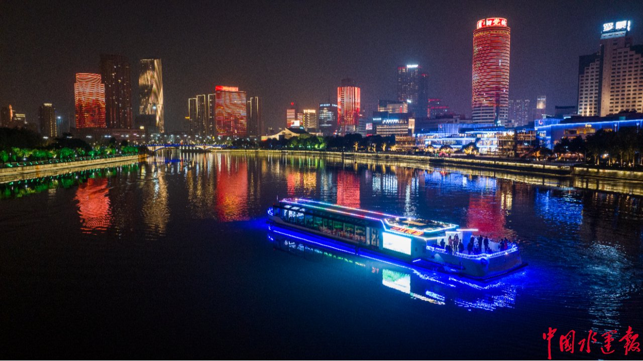 ͼΪ��ӳ��������ˮ·�����ں����⺽���ϵĺ���8�š��δ����㣺��ѧ����