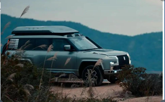 争夺“仰望”智驾：Momenta“碰瓷”卓驭10周年