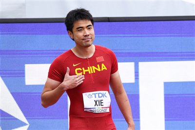 谢文骏为21载跨栏生涯画上句号