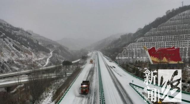 上海飞西安延误了5小时,突降暴雪,航班大面积延误!大批人被困机场