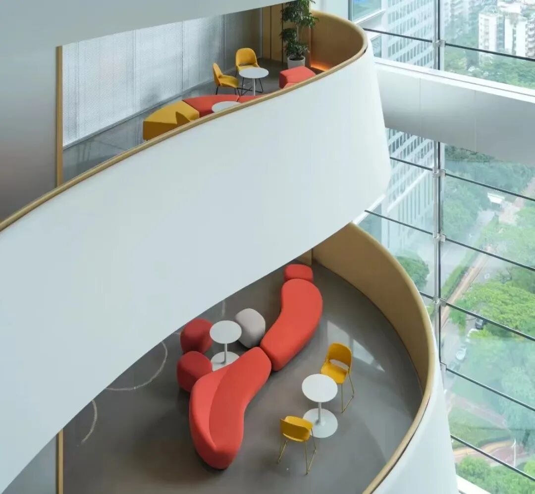 ������ʽ��̨