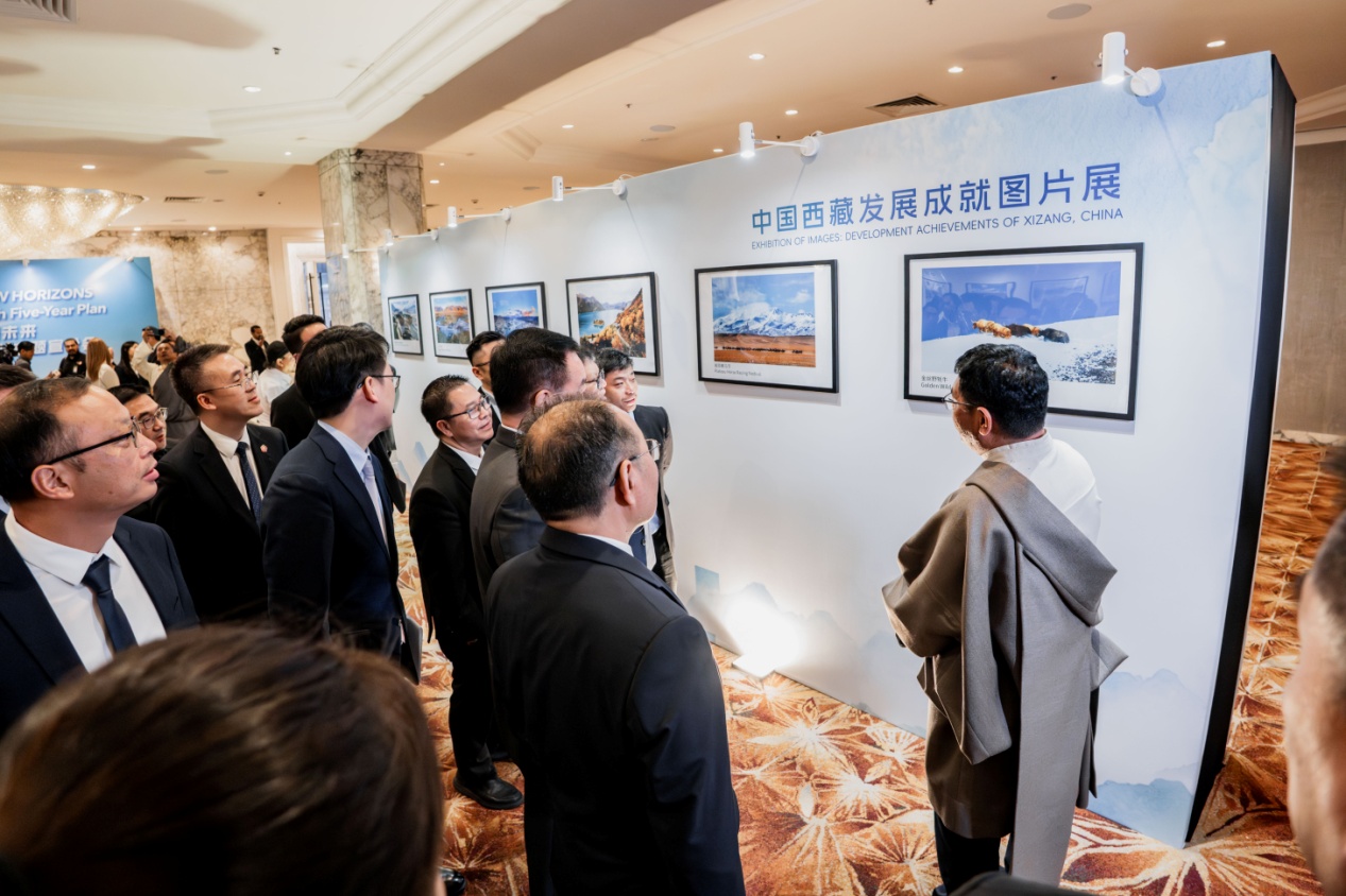 中国西藏发展成就图片展