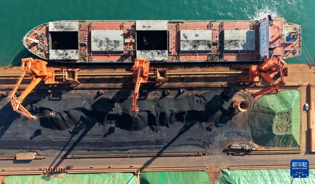 1��5�գ����ൺ��ǰ�����86��λ�������������ڽ���жú��ҵ�����˻���Ƭ�����»������ ���Ϻ� ��