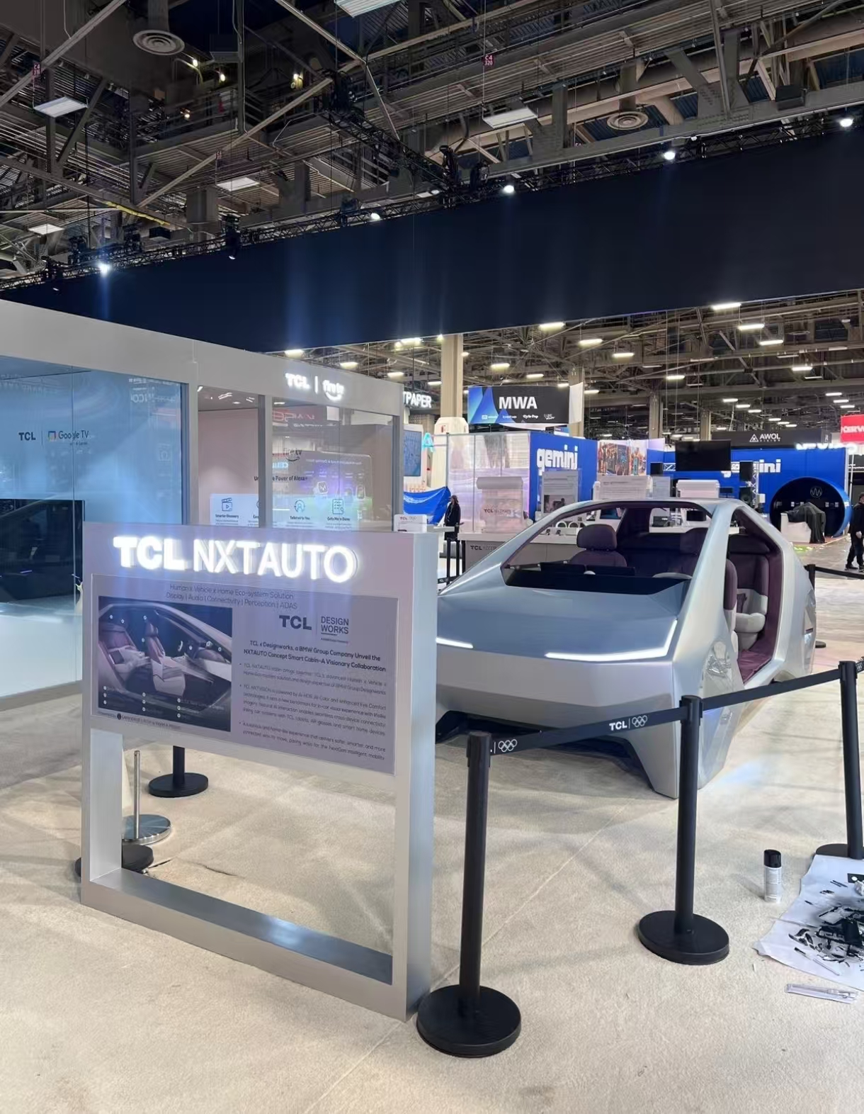 TCL发布NXTAUTO概念智能座舱