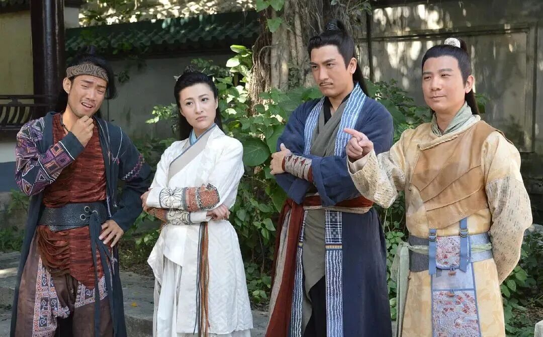 林夏薇出演的角色尤为多变 /《寒山潜龙》剧照