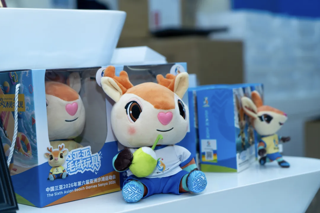 以三耶耶沙會吉祥物「耶耶」為原型製作的特許商品。圖源：三耶耶沙會官網