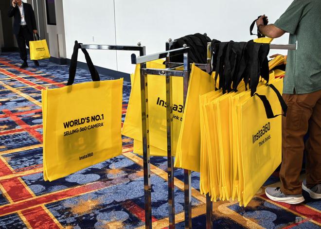 物理AI热潮下的冷思考，警惕“华强北式”AI｜CES 2026