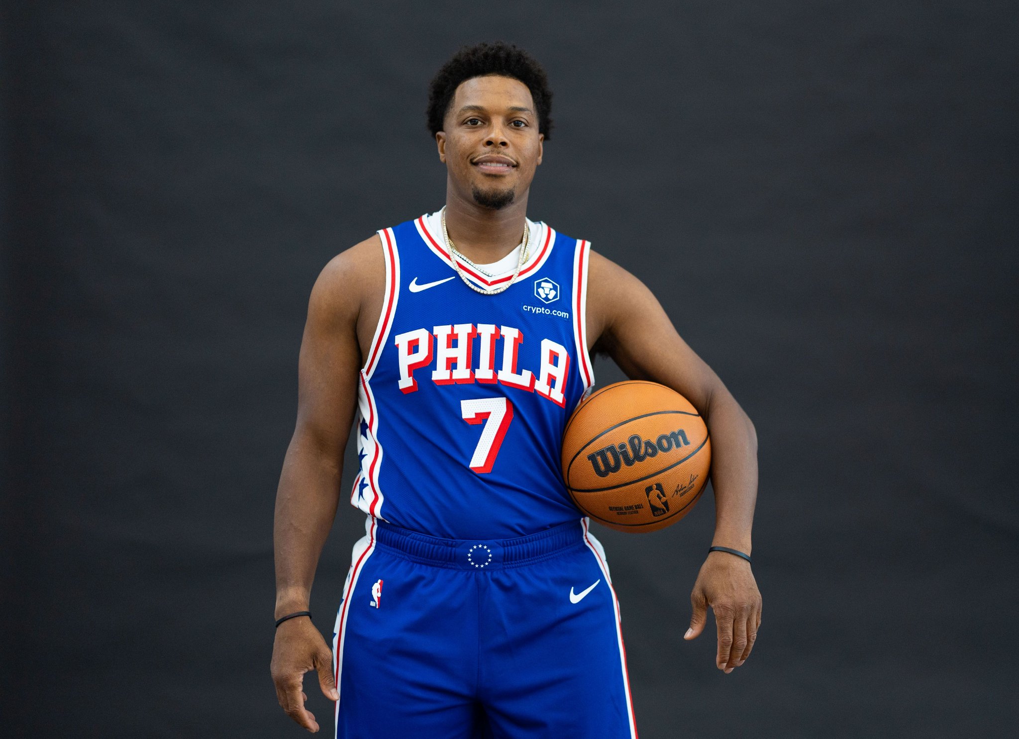 埃奇库姆：猛龙仍然爱着洛瑞 他离开时球迷没任何不满