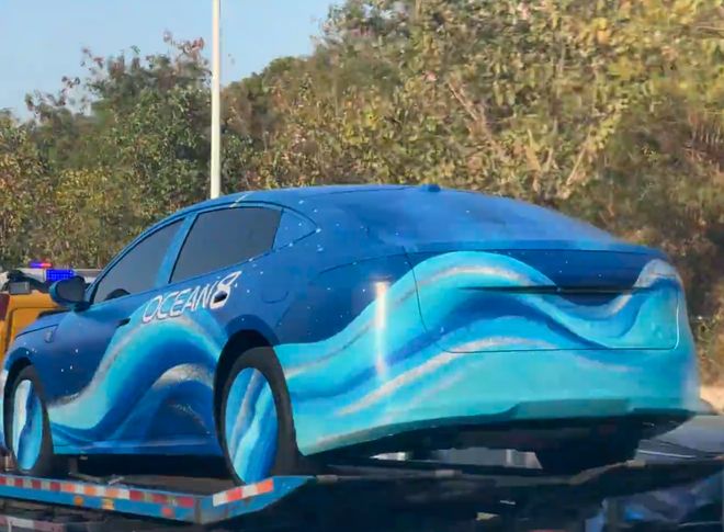 比亚迪全新车型海豹08谍照曝光，预计2026年第一季度推出