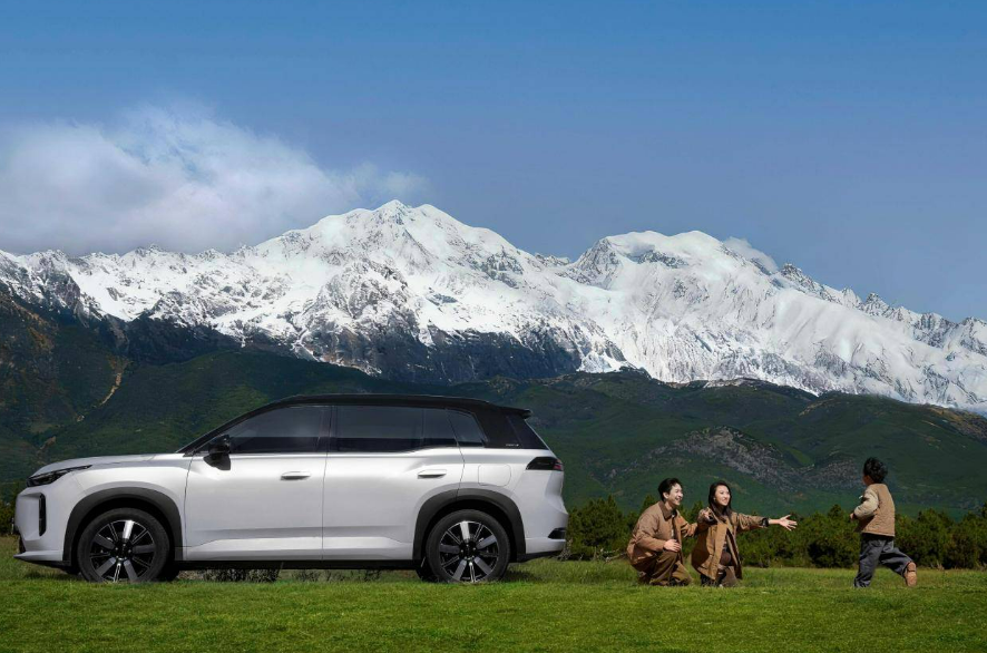 上市两月销量破万！埃安i60成10万级双动力SUV“最快爆款”