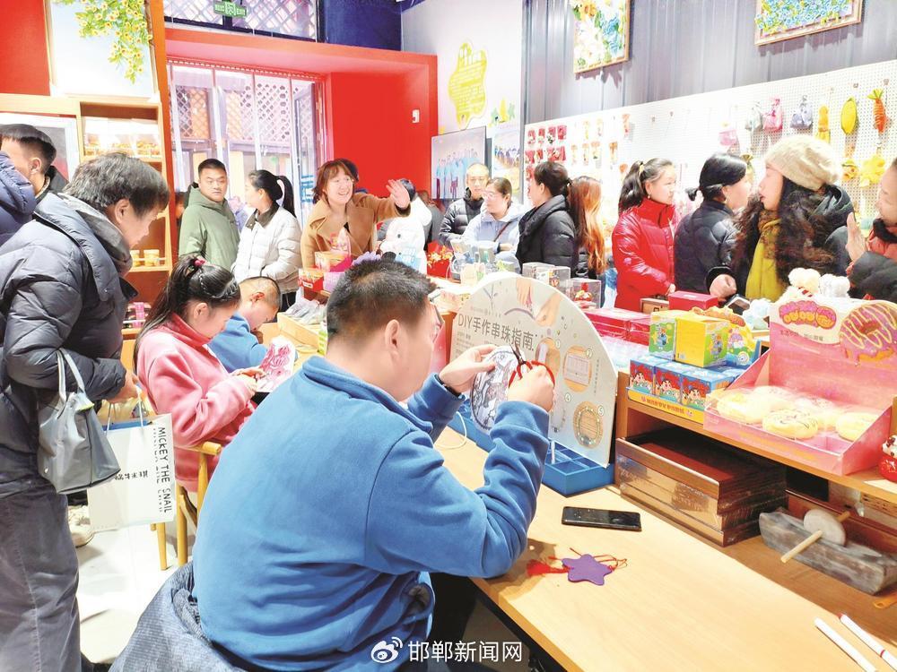 邯郸首家心智障碍青年创业旗舰店落户邯郸道