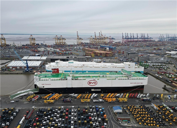 中国汽车全年销售3440万辆！国产车独占7成 合资品牌连年下滑