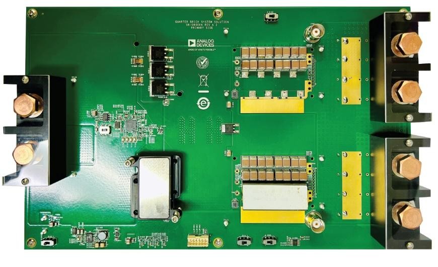 图5 适用于54 V转12 V系统应用的ADI 1/4砖解决方案参考设计硬件