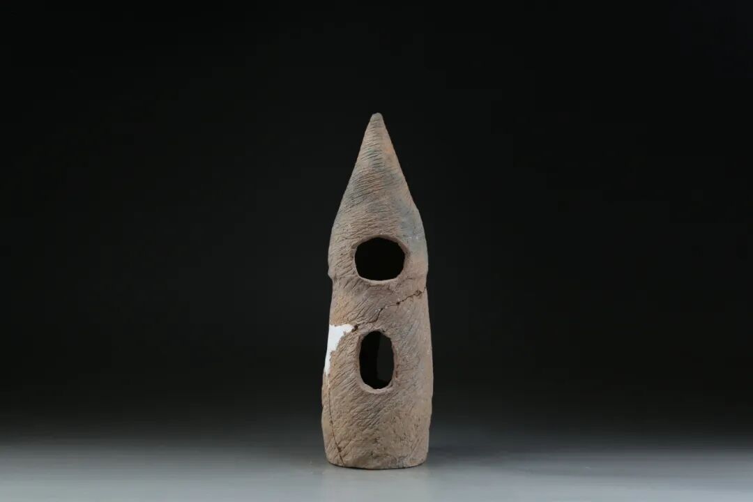 渭南蒋家遗址出土陶屋形器