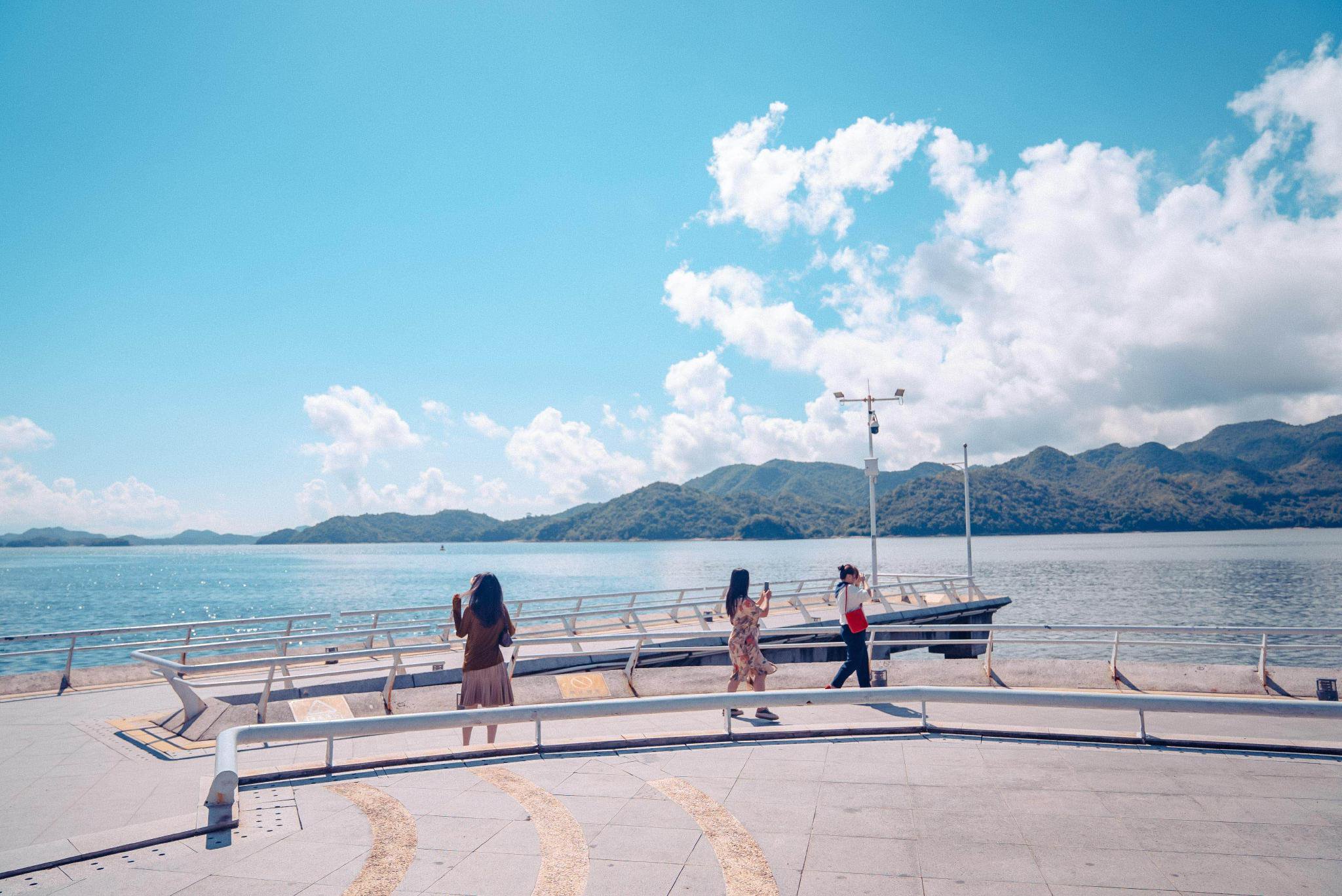 听，三个音乐爱好者为广东21城写下“音乐情书”