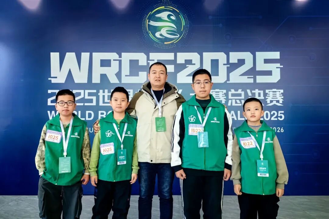 �����е���Сѧ������ʦ��ѧ����Ӱ��ѧУ��ͼ