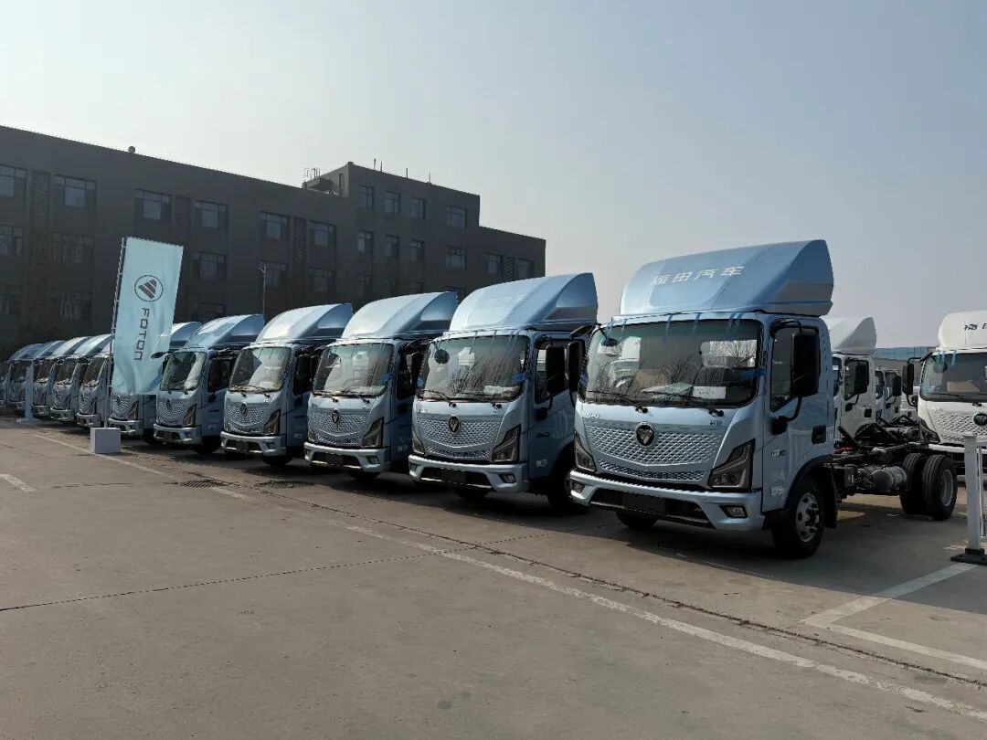 数据 | 同比11个月连涨，轻卡202万辆收官2025年！