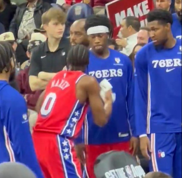 埃奇库姆&马克西爆发激烈争吵！洛瑞劝和 纳斯提醒 其他不敢出声