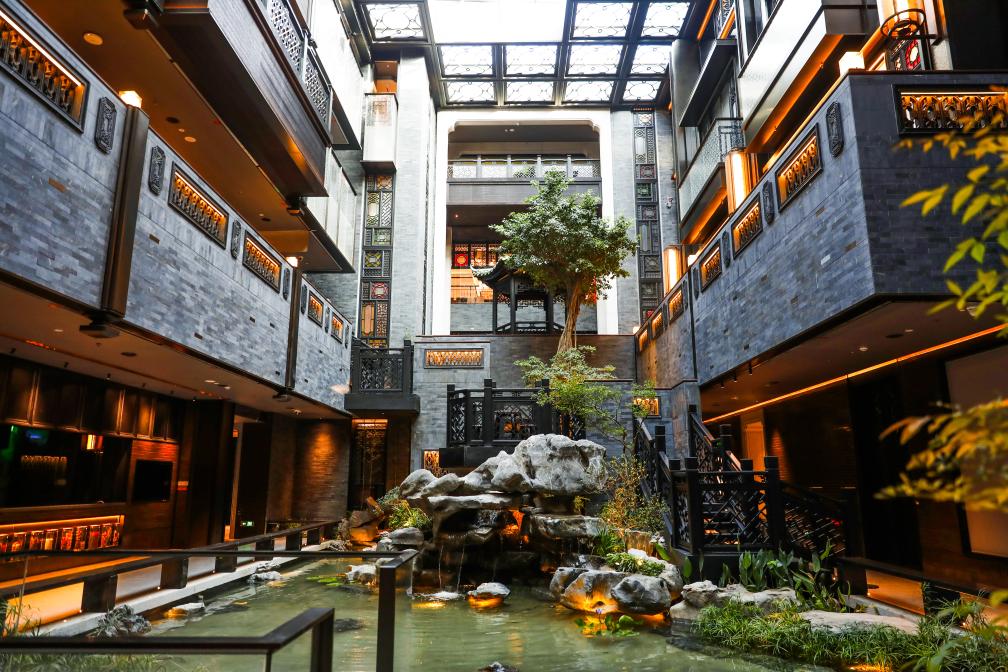 广州酒家文昌总店内部景观。受访者供图