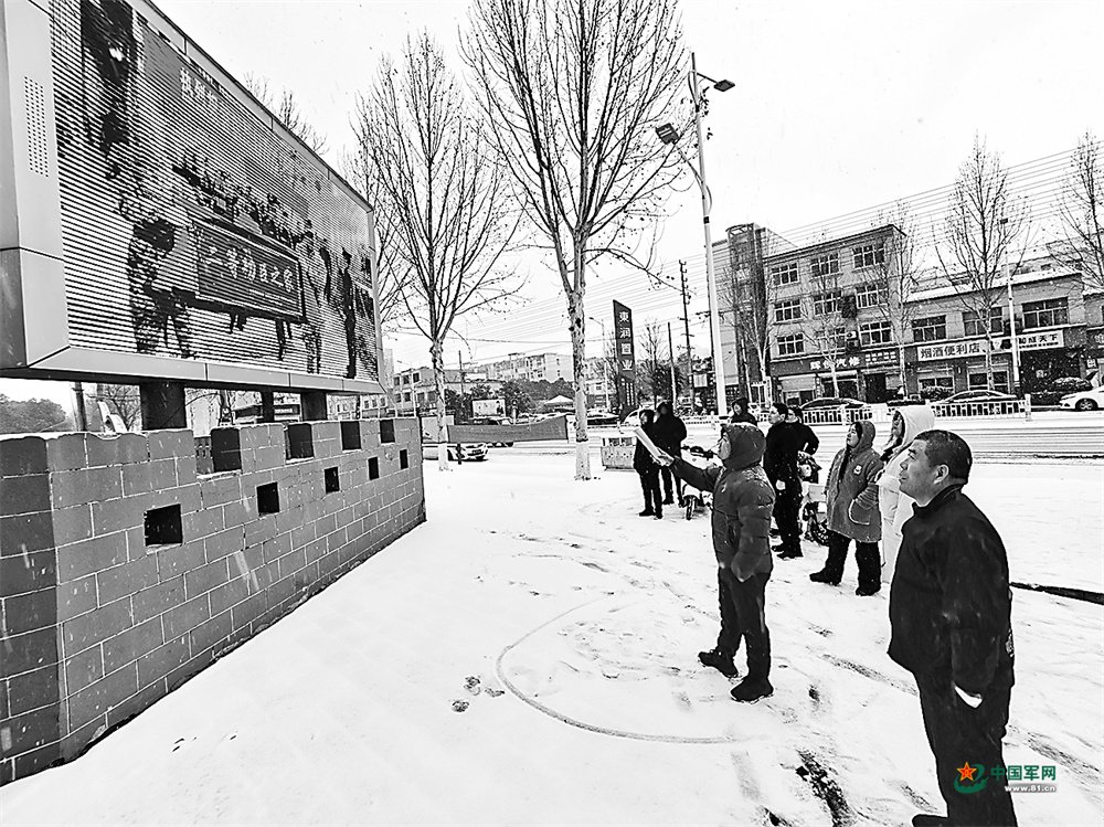 多地强化立功受奖军人家庭送喜报工作辐射带动效应一瞥