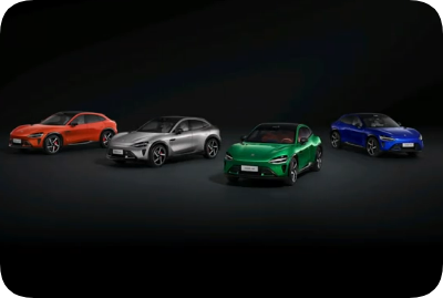 雷军晒给小米员工新春礼物：现场拆出宝石绿小米YU7车模