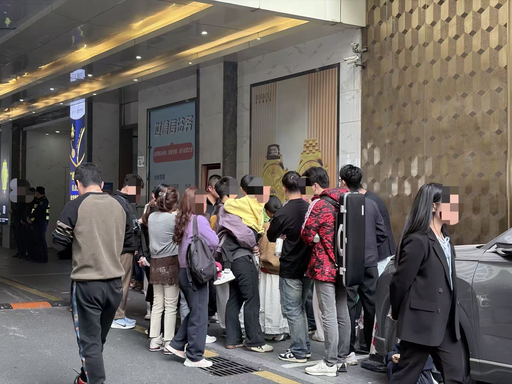 徐潇潇 摄