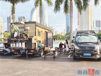 他们一路向南被厦门吸引停下来 "房车候鸟"纷纷来厦过冬