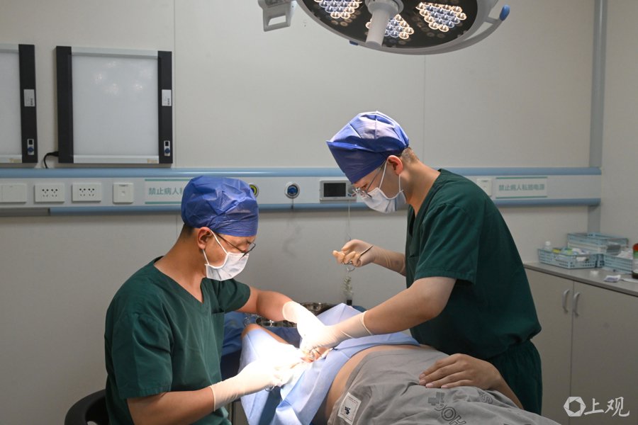 社区卫生服务中心现在已经能开展部分外科手术了 摄影:徐程