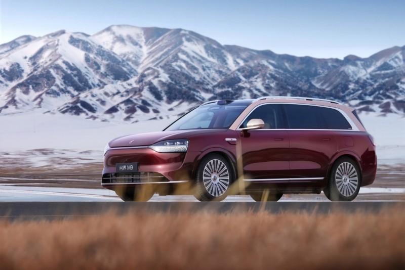 问界M9登顶杰兰路中大型及以上车型新能源汽车产品质量榜