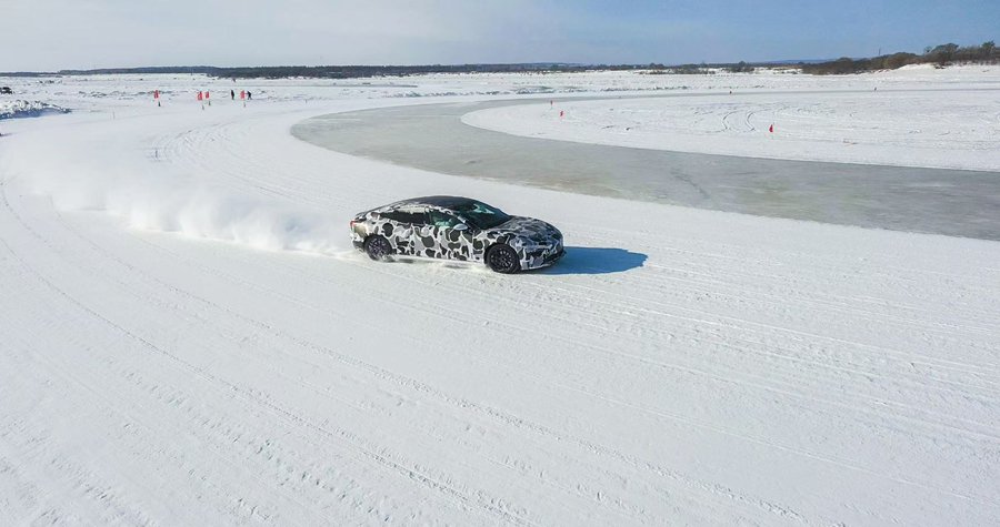 图为车辆正在红河谷汽车测试场进行高寒试验。（受访者供图）