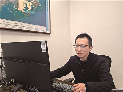 青岛市交通科学研究院青岛国际航运研究中心副主任 沈旦