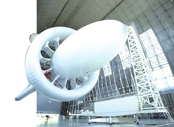 全球首台兆瓦级S2000浮空风力发电系统在岳阳总装。李学达 摄