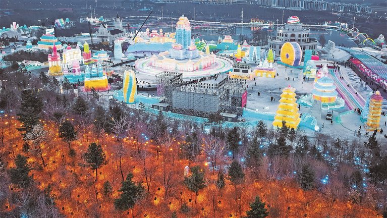 吉林长春市冰雪新天地景区。新华社发