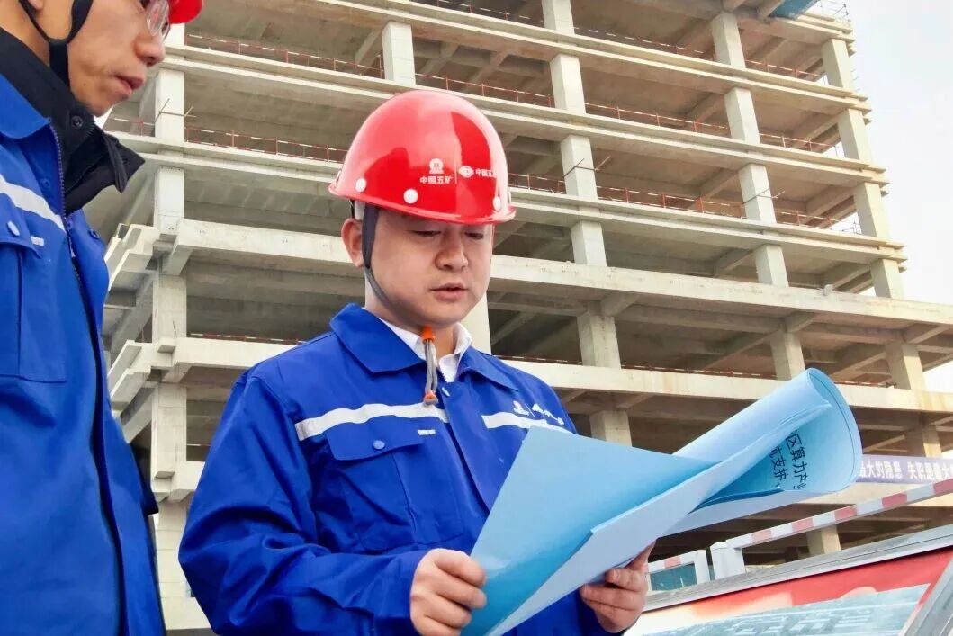 中国五冶中原公司党委书记、总经理  梁杰