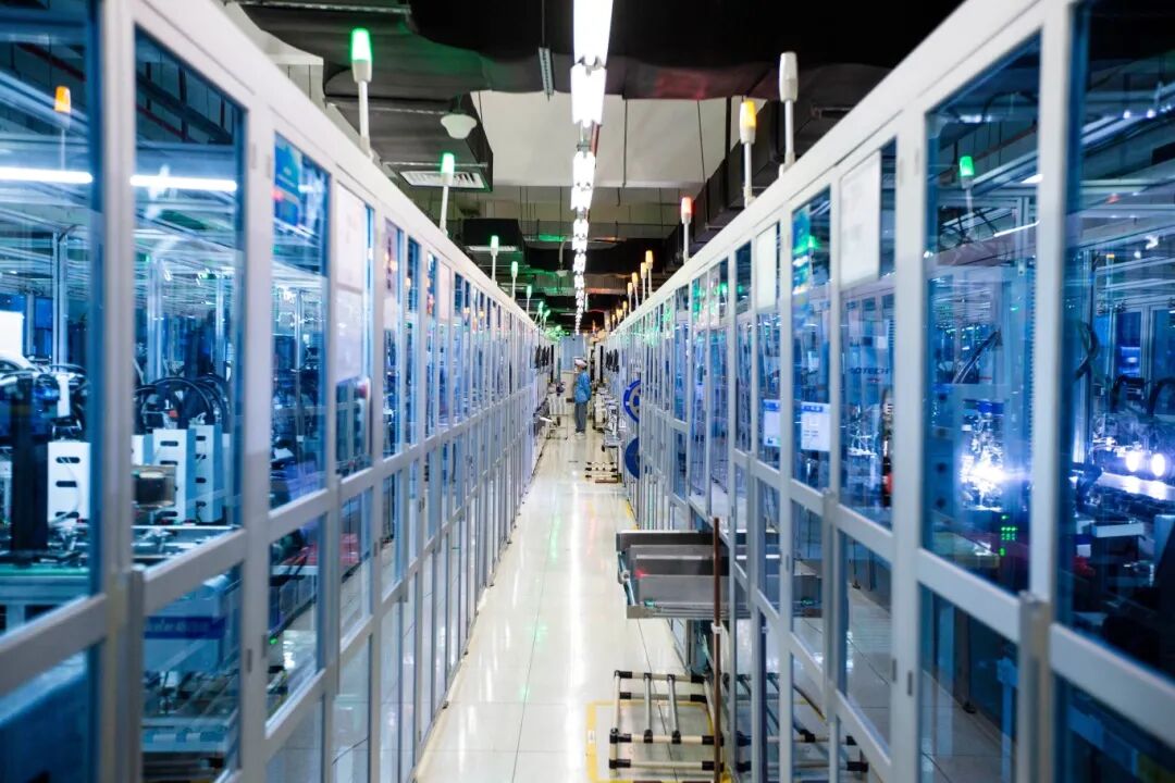 德赛电池生产车间。