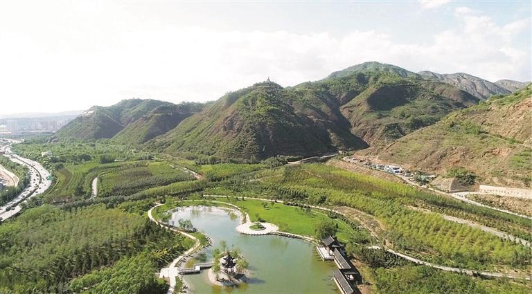 西宁北山美丽园。青海省林业和草原局供图