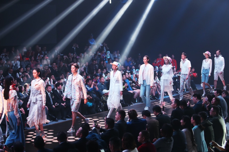 图为虎门服装品牌发布会现场。受访单位供图