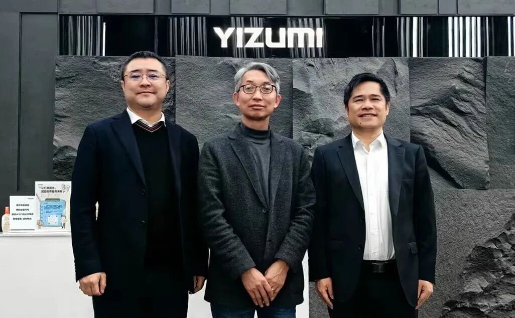 �Ϻ���ͨ��ѧ���У����彭ѹ������һ������֮������������Ӱ