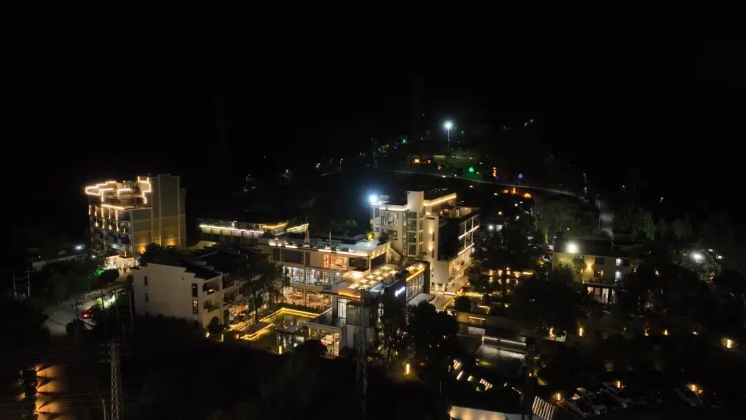 ÷������Ȫ����ҹ����