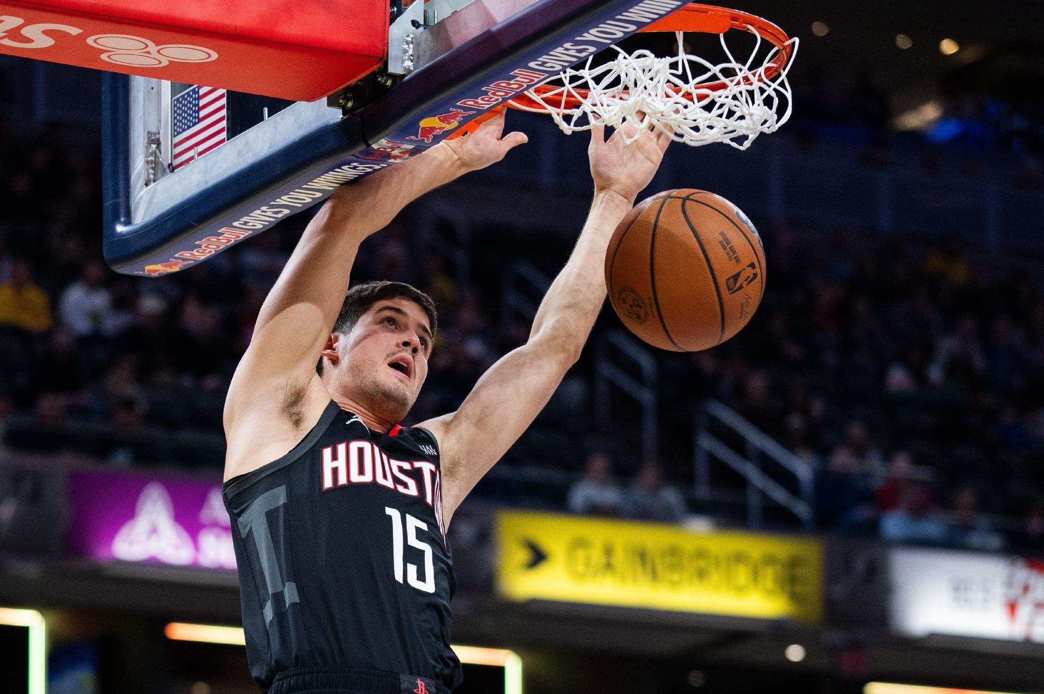 进攻>防守！谢泼德12中7得16分3板6助3断 三分4中1