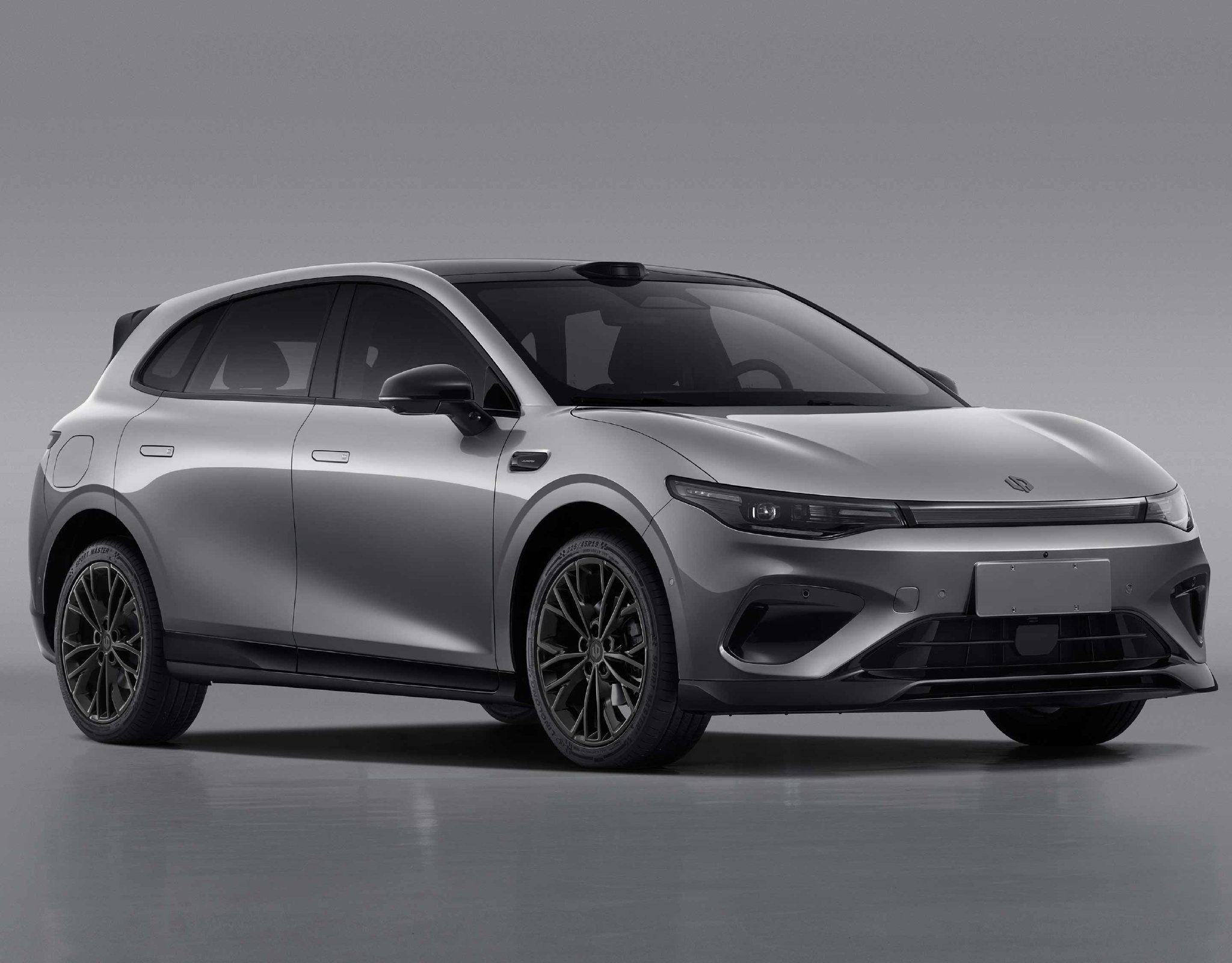 零跑 Lafa5 Ultra 申报图亮相：搭载激光雷达，预计二季度上市