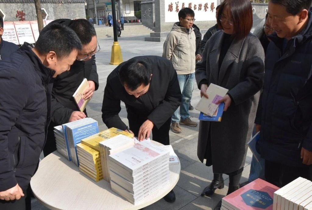 开启“充电模式”！长安一中寒假教师阅读活动暖心启幕