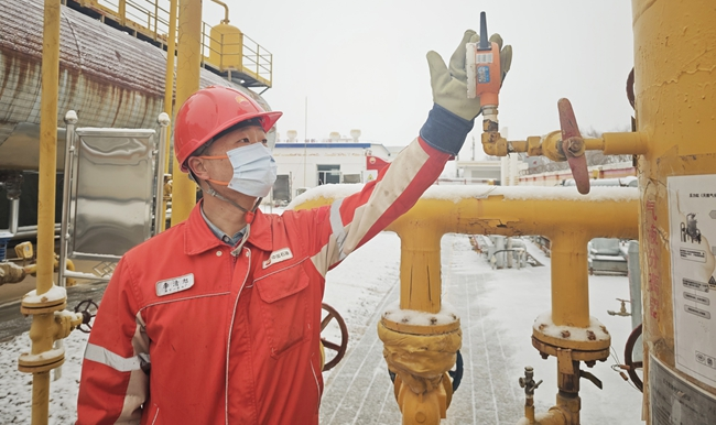 2��7�գ������������ʮһ�����������վ��Ա�ɲ��������򣬼���������豸����ѹ�����