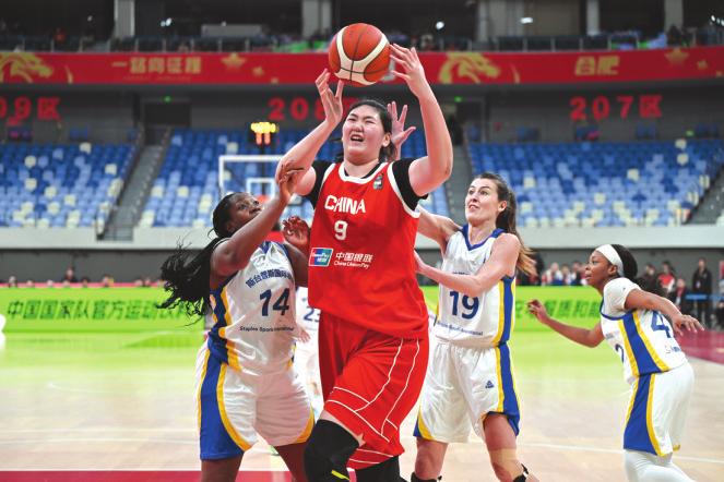 中国女篮首场热身赛在合肥开启