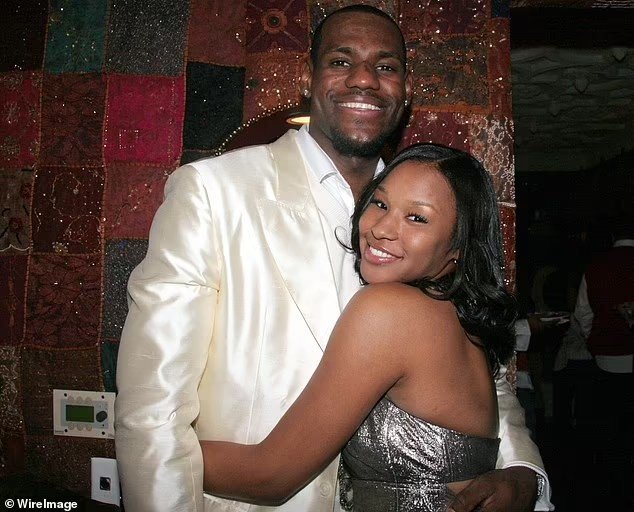 萨瓦娜：夜店是我最喜欢的娱乐项目之一 尤其是休斯敦和亚特兰大