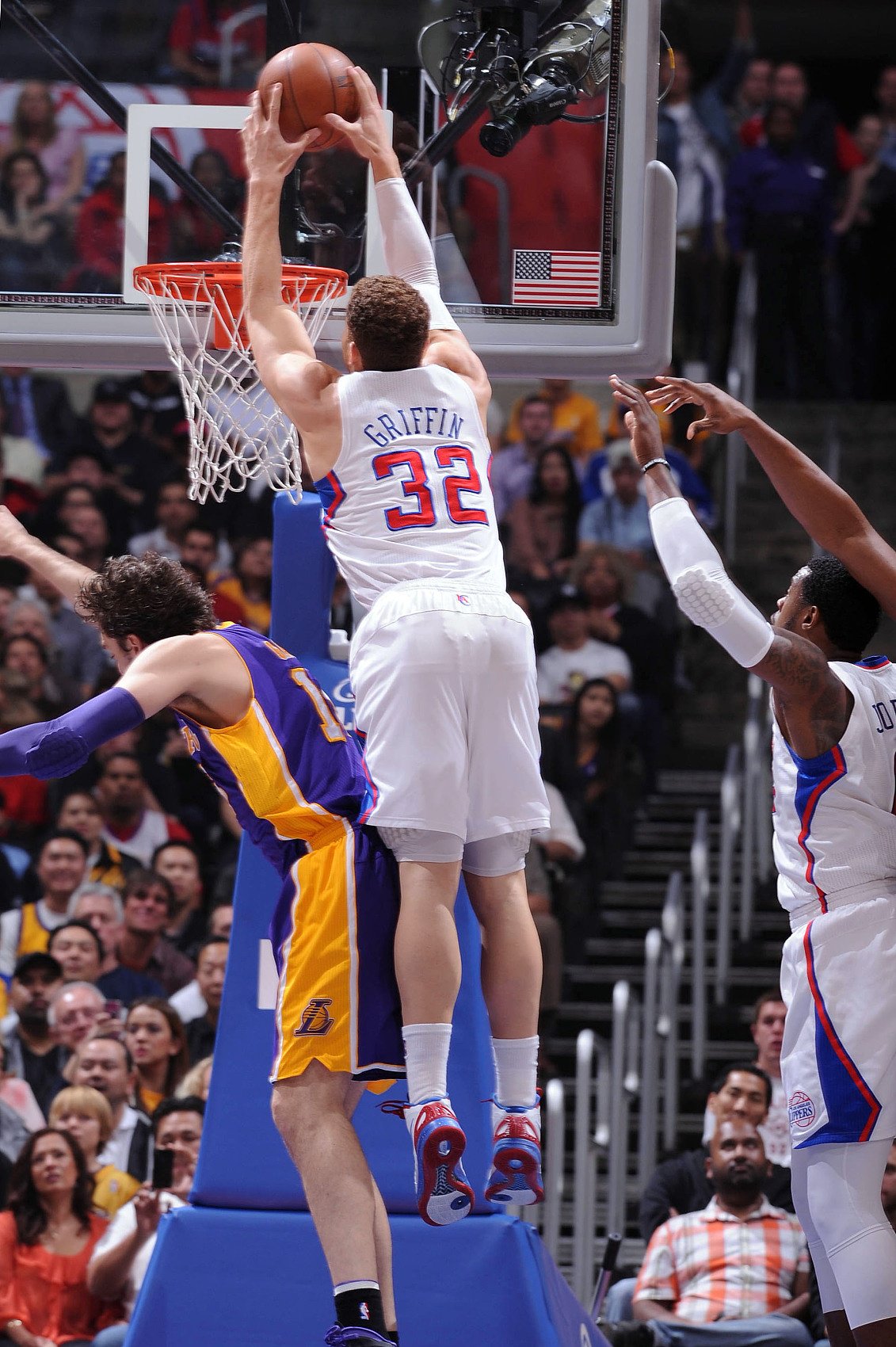 大加：！阿德巴约：我今天的隔扣就像是巅峰格里芬隔扣加索尔