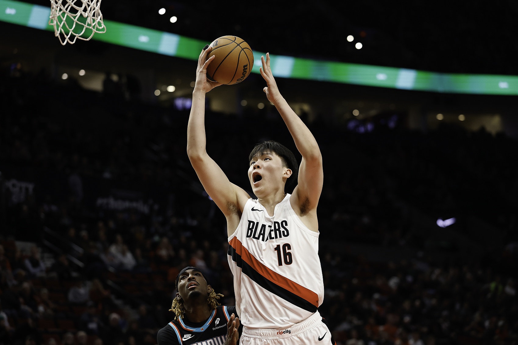 拓媒：虽然杨瀚森不够NBA水平 但吹罚确实不够公正 他还咋防守？