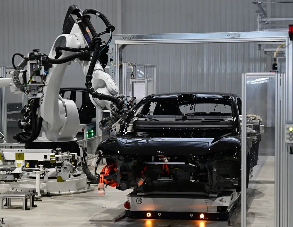 新晋“汽车第一省”，又出手了